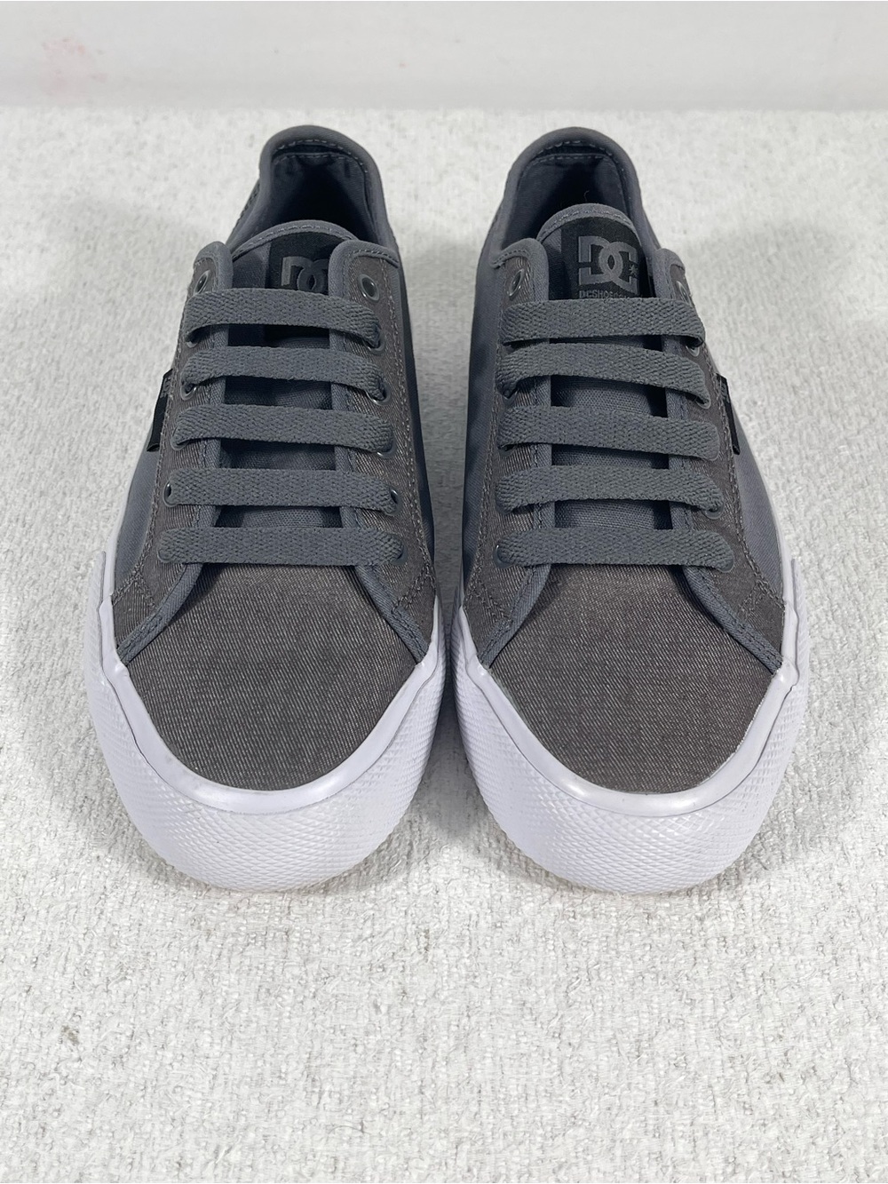 DC Men's Grey Sneakers Anvil Skate Shoe Size 6.5. NWOB, SKU#0711